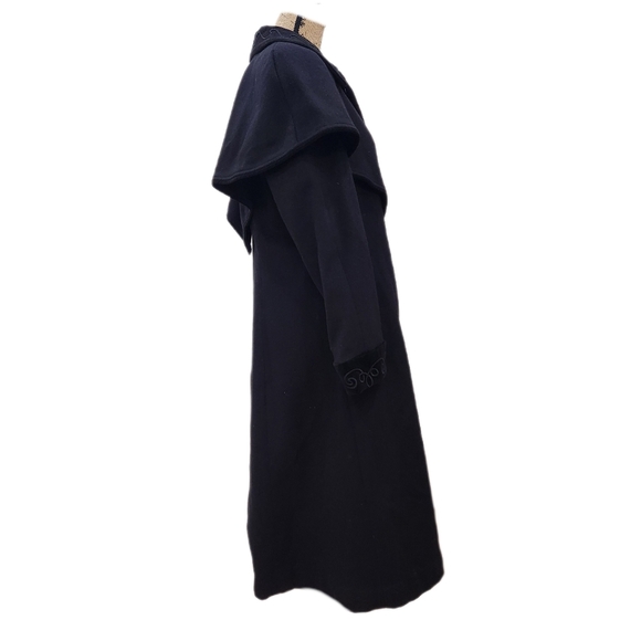 Vintage Lorovi Petites Black Wool Coat,Velvet Collar Women's 6 - Picture 2 of 9